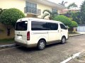 Toyota Hiace 2011 white for sale-2
