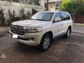 Super Fresh 2018 Toyota Land Cruiser 200 DSL For Sale-0