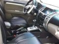 Mitsubishi Montero GLS V 2012 AT Black For Sale -3
