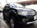 Mitsubishi Montero GLS V 2012 AT Black For Sale -4