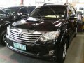 Toyota Fortuner 2013 Black for sale-3