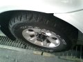 Nissan Frontier 2004 white for sale-6