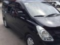 Hyundai Grand Starex Gold GL 2012 MT Black For Sale -3