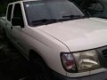 Nissan Frontier Manual 2008 White For Sale -0
