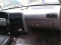 Nissan Frontier Manual 2008 White For Sale -4