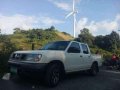 Nissan Frontier Manual 2008 White For Sale -1