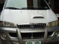 Hyundai Starex 2002 MT White Van For Sale -3