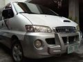 Hyundai Starex 2002 MT White Van For Sale -2