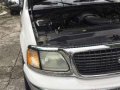 Ford Expedition XLT 2000 AT White For Sale -6