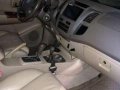 Toyota Fortuner V 2006 4x4 AT Gray For Sale -5