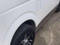 Toyota Hiace Grandia 2016 MT White Van For Sale -4
