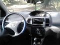 Toyota Vios 1.3 E 2005 MT Red For Sale -5