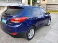 Hyundai Tucson 2010 model blue for sale-2