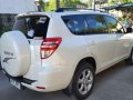 Toyota Rav4 4x2 Automatic White SUV For Sale -10