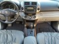 Toyota Rav4 4x2 Automatic White SUV For Sale -6