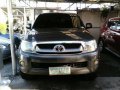 Good as new Toyota Hilux 2010 for sale in Quezon-4