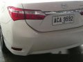 Good as new Toyota Corolla Altis 2014 for sale-6