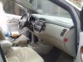 Toyota Innova G 2013 like new for sale-3