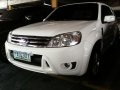 Well-kept Ford Escape 2010 for sale in Davao-3