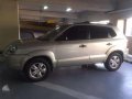 Hyundai Tucson 2007 top of the line for sale-3