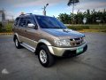 Isuzu Crosswind xuv Automatic Turbo 2.5 Diesel 2005 for sale-7