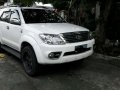 Toyota Fortuner 2006 white for sale-0