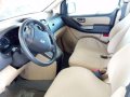 2009 Hyundai GRAND STAREX VGT AT Golden For Sale -1