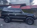 Mitsubishi Pajero matic diesel 2.5 1990 model 4x4 for sale-0