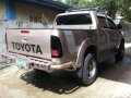 Toyota Hilux 4x2 2010 model for sale-3