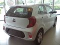 Kia Picanto 2017 New Silver Hatchback For Sale -5