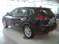 New Nissan X-Trail 2017 4x2 AT Black For Sale -3