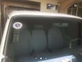 Toyota Hiace 2001 Local MT White Van For Sale -9