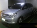 Well-maintained Toyota Innova 2.0 E 2010 for sale-0