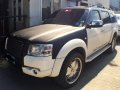 Ford Everest 4x2 2009 A/T like new for sale-2