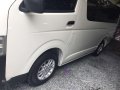2016 Toyota Hiace Commuter MT White For Sale -4