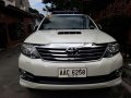 Toyota Fortuner V 4x4 2015 AT White For Sale -8