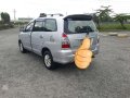 Toyota Innova E 2010 for sale-3