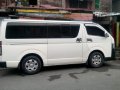 Toyota Hiace Commuter VAN 2013 for sale -0