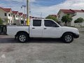 2001 Nissan Frontier Pickup 4x2 MT White For Sale -10