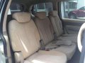 Kia Carnival 2011 for sale-5