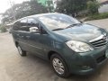 Toyota Innova G 2.5 2011 MT Green SUV For Sale -4