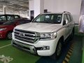 New 2017 Toyota Land Cruiser 200 AT Full Option For Sale -1
