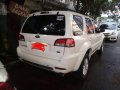 Ford Escape XLS 2011 2.3 AT White For Sale -2