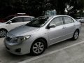 Toyota Corolla Altis 2010 AT Silver For Sale -1