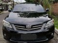 Toyota Corolla Altis 1.6G 2013 AT Black For Sale -0