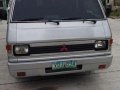 Mitsubishi L300 versa van for sale -0