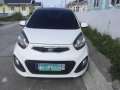 2011 Toyota Yaris 1.5g and Kia Picanto 2012 for sale-4