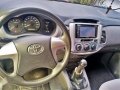 Toyota Innova E 2014 diesel manual rush sale-5