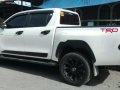 Toyota Hilux G 2016model Manual 2.4 engine for sale-3