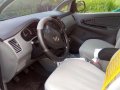 Toyota Innova J Diese 2010 Silver For Sale -6